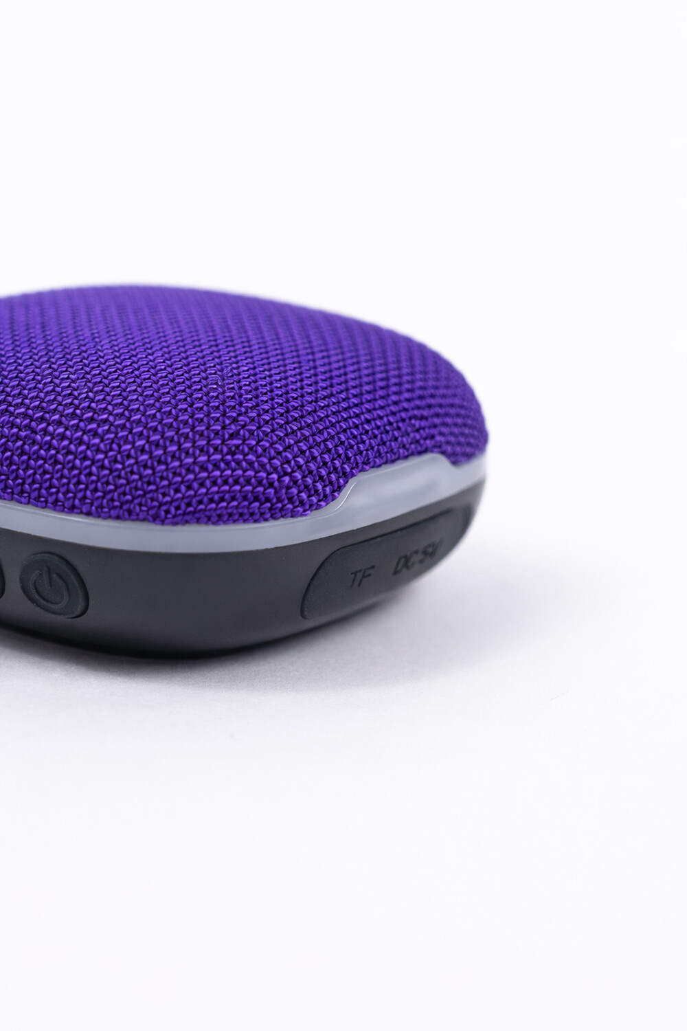 Parlante Paula Violeta