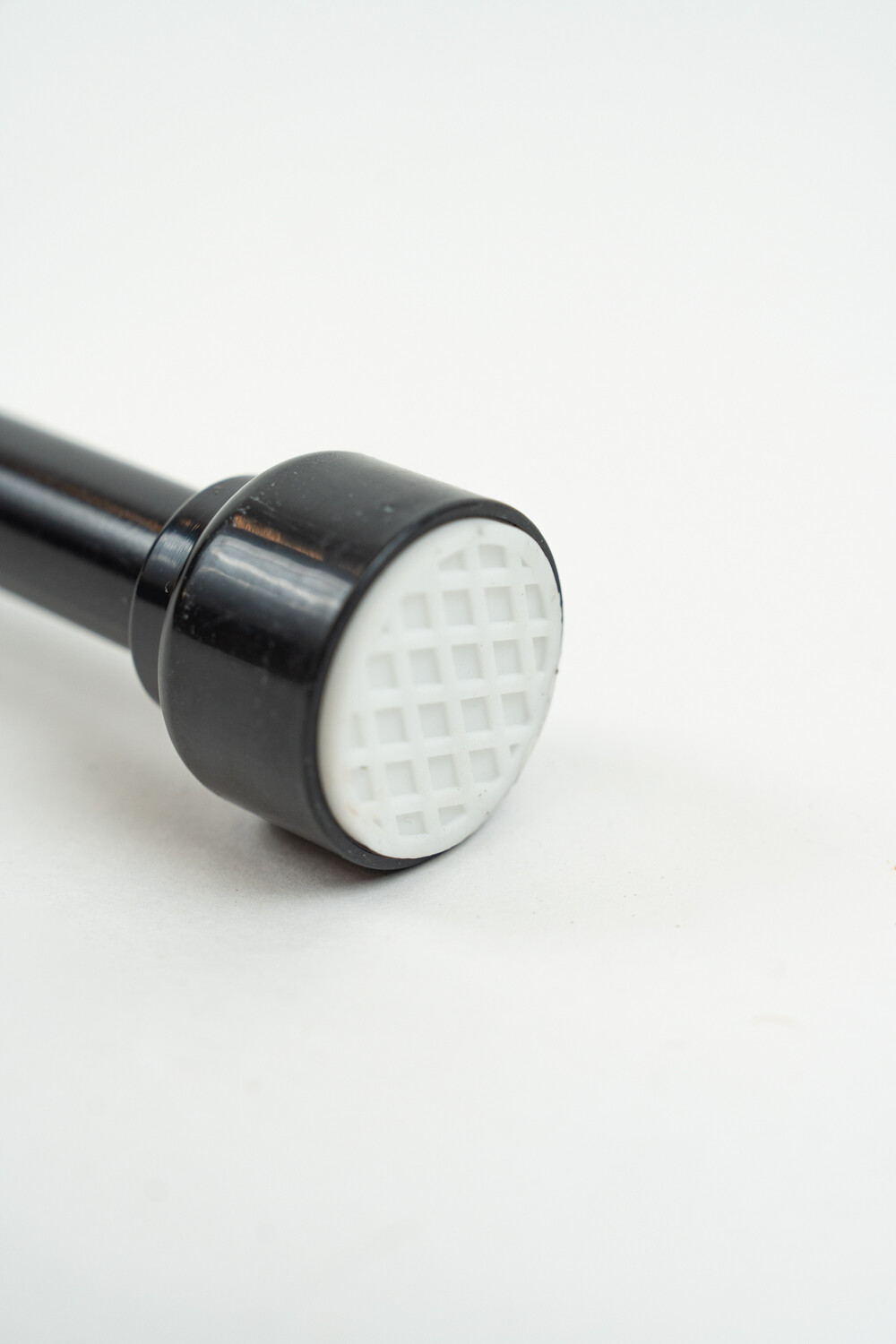 Accesorio Barral Extensible Para Cortina De Baño Negro