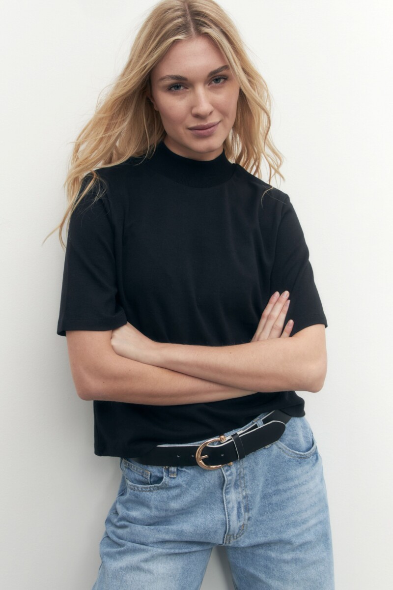 Media polera manga corta negro