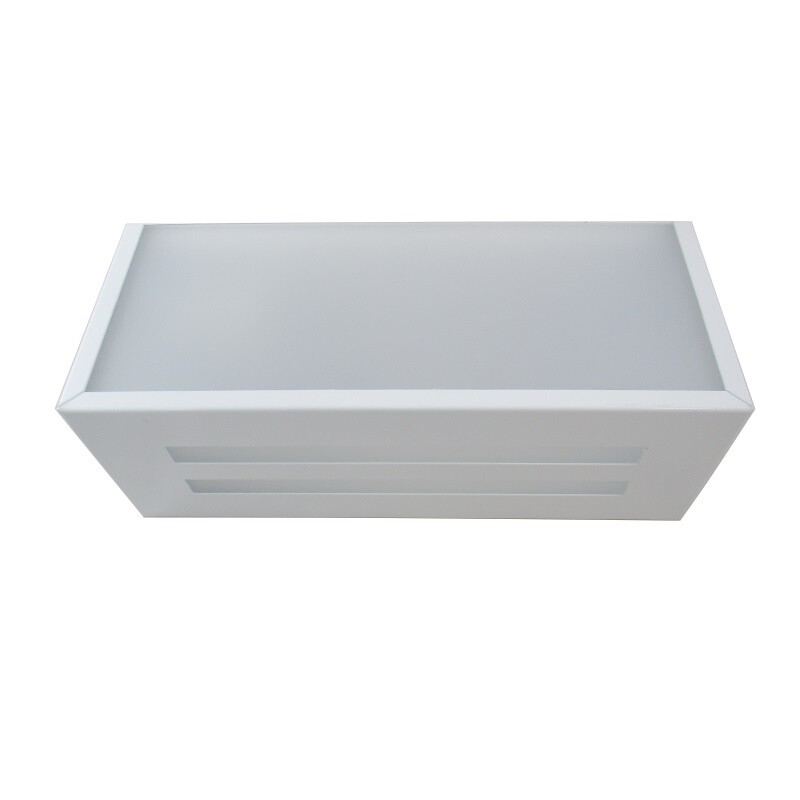 APLIQUE C/ ACRILICO SATINADO Y RANURA P/ 1 LUZ E27 APLIQUE C/ ACRILICO SATINADO Y RANURA P/ 1 LUZ E27
