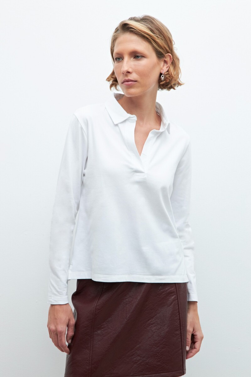 Remera cuello camisa blanco