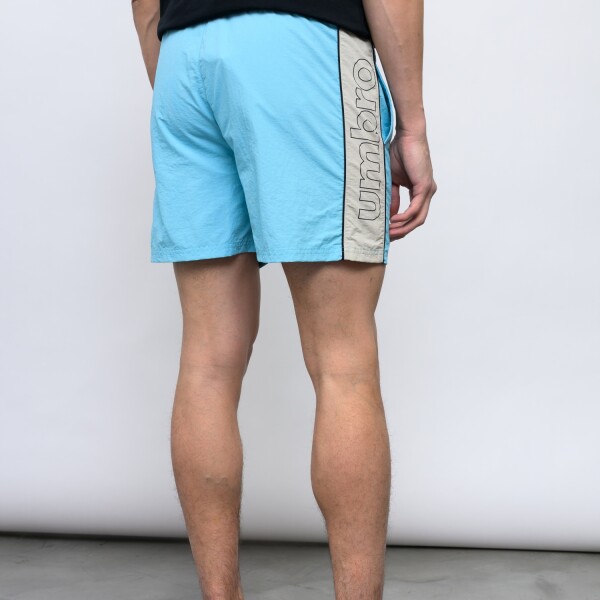 SHORT DE BAÑO TRUCKER Umbro Hombre 07b