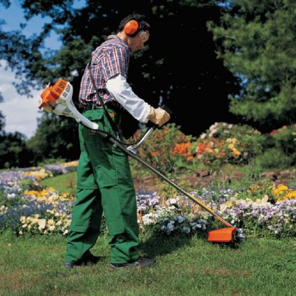 Desmalezadora Stihl Fs55r 27 Cc De Outlet OLT DESMALEZADORA STIHL FS55 R3361