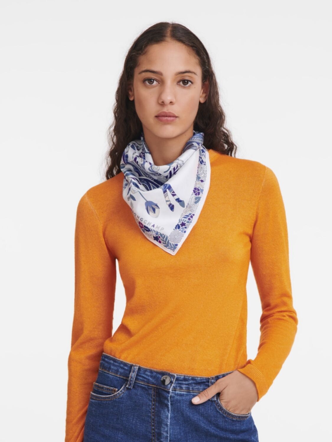 Longchamp -PAÑUELO DE SEDA 50 0