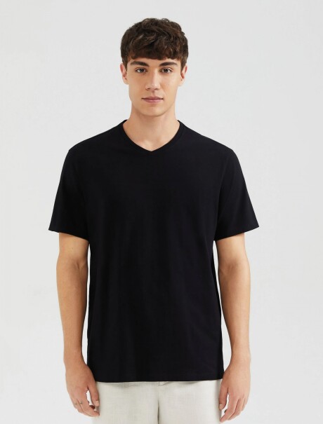 CAMISETA UNISSEX ESCOTE V SUPER COTTON NEGRO