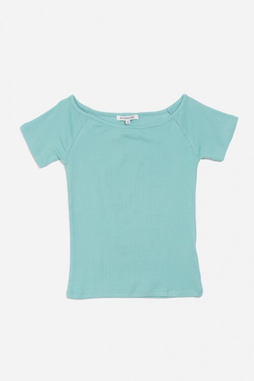 Remera off shoulder mangas cortas VERDE MENTA