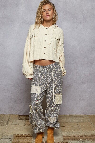 ABRIGO LIVIANO Crema