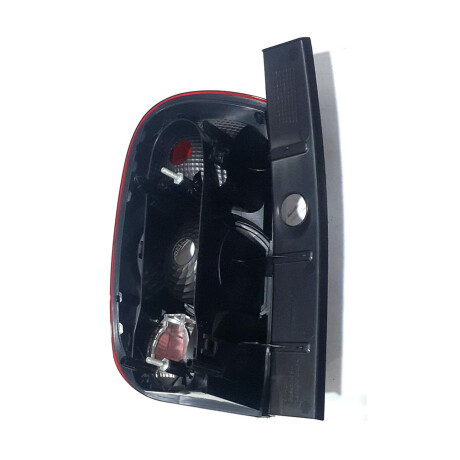 FAROL RENAULT DUSTER 11/14 TRASERO DERECHO - FAROL RENAULT DUSTER 11/14 TRASERO DERECHO -