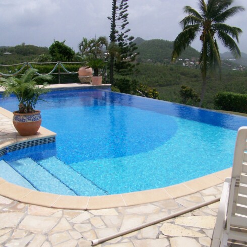 Pastilla Piscina Malla Azul Vitrificado 33.5X33.5Cm (2.5X2.5) GAMAS DE AZUL