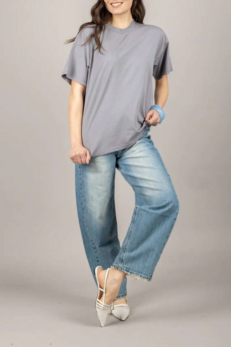 CAMISETA BÁSICA Gris