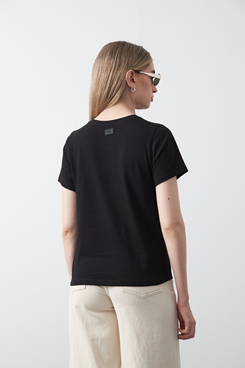 REMERA DALIA Negro