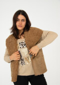 Chaleco de ecocuero con corderito Beige