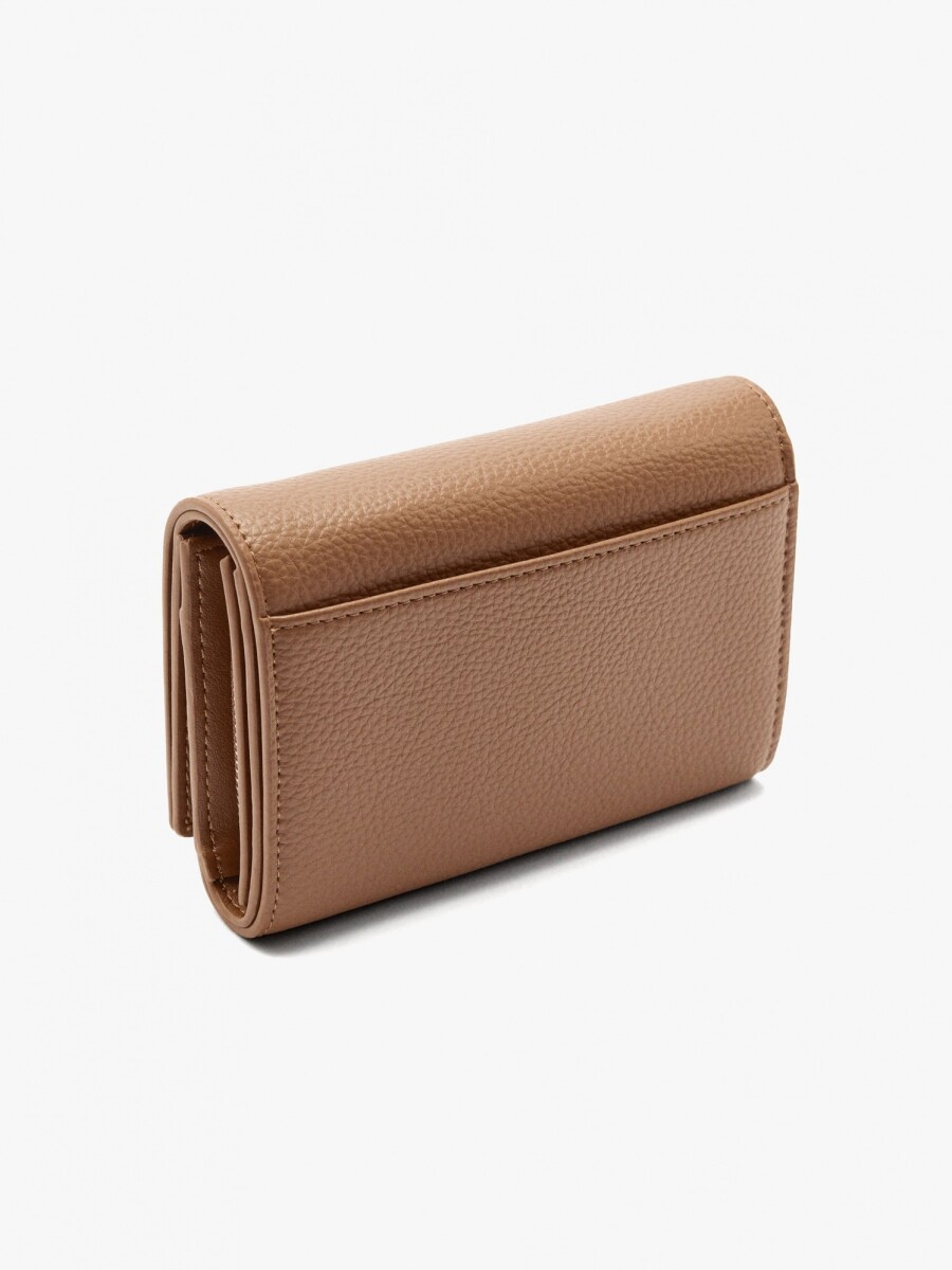 Cartera Con Textura Y Solapa camel