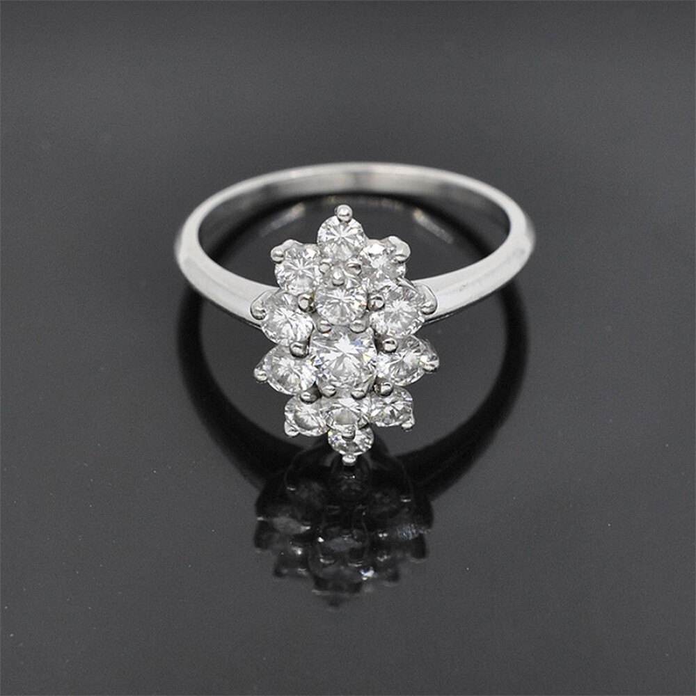 Anillo Platino Y Brillantes. Anillo Platino Y Brillantes.