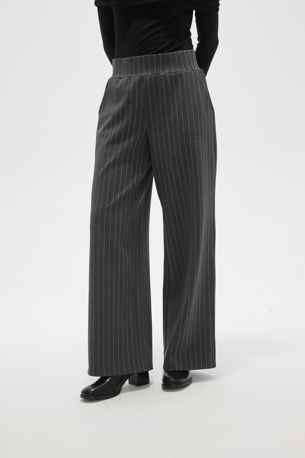 Pantalon Saeta Estampado 1