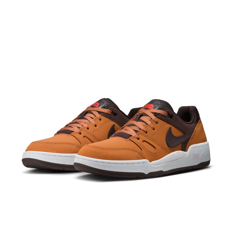 Championes Nike Full Force Bajo Premium de Hombre Crema