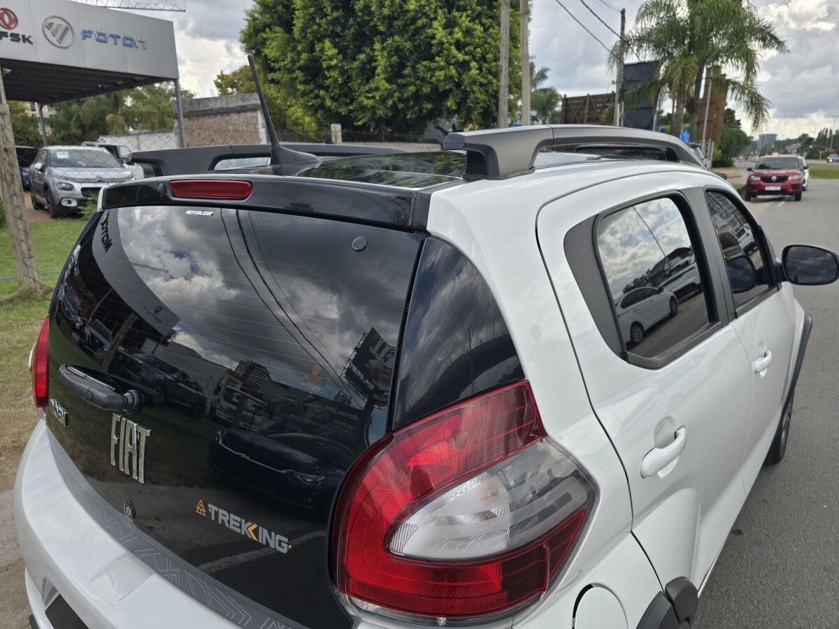 Fiat Mobi Trekking 1.0 Extra Full | Permuta / Financia Fiat Mobi Trekking 1.0 Extra Full | Permuta / Financia