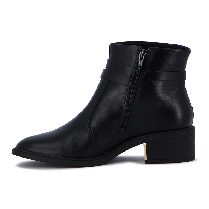 Bota Ramarim Taco 4cm Negro