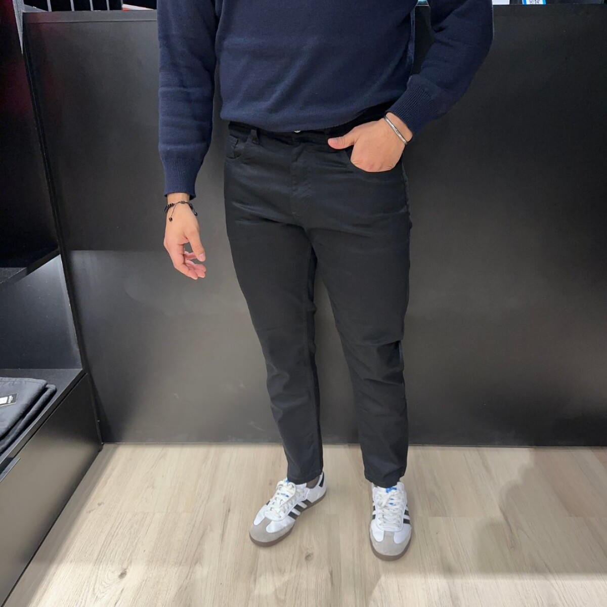 Pantalón 5 bolsillos - NEGRO 