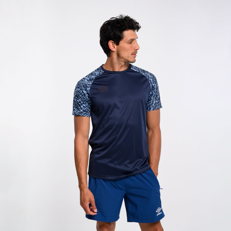 Remera Pro Training Ggaphic Umbro Hombre 017