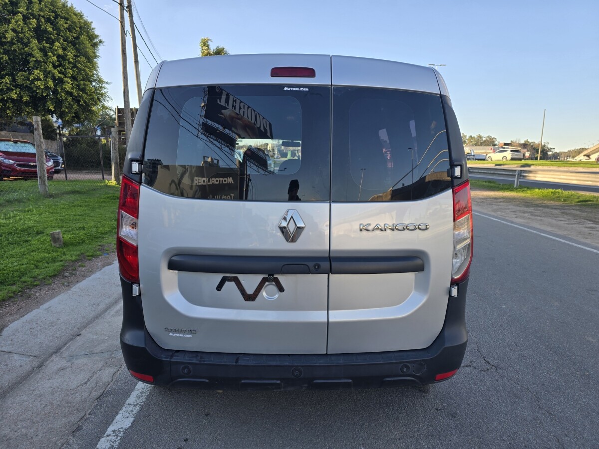 Renault Kangoo 2020 EXCELENTE ESTADO! | Permuta / Financia Renault Kangoo 2020 EXCELENTE ESTADO! | Permuta / Financia