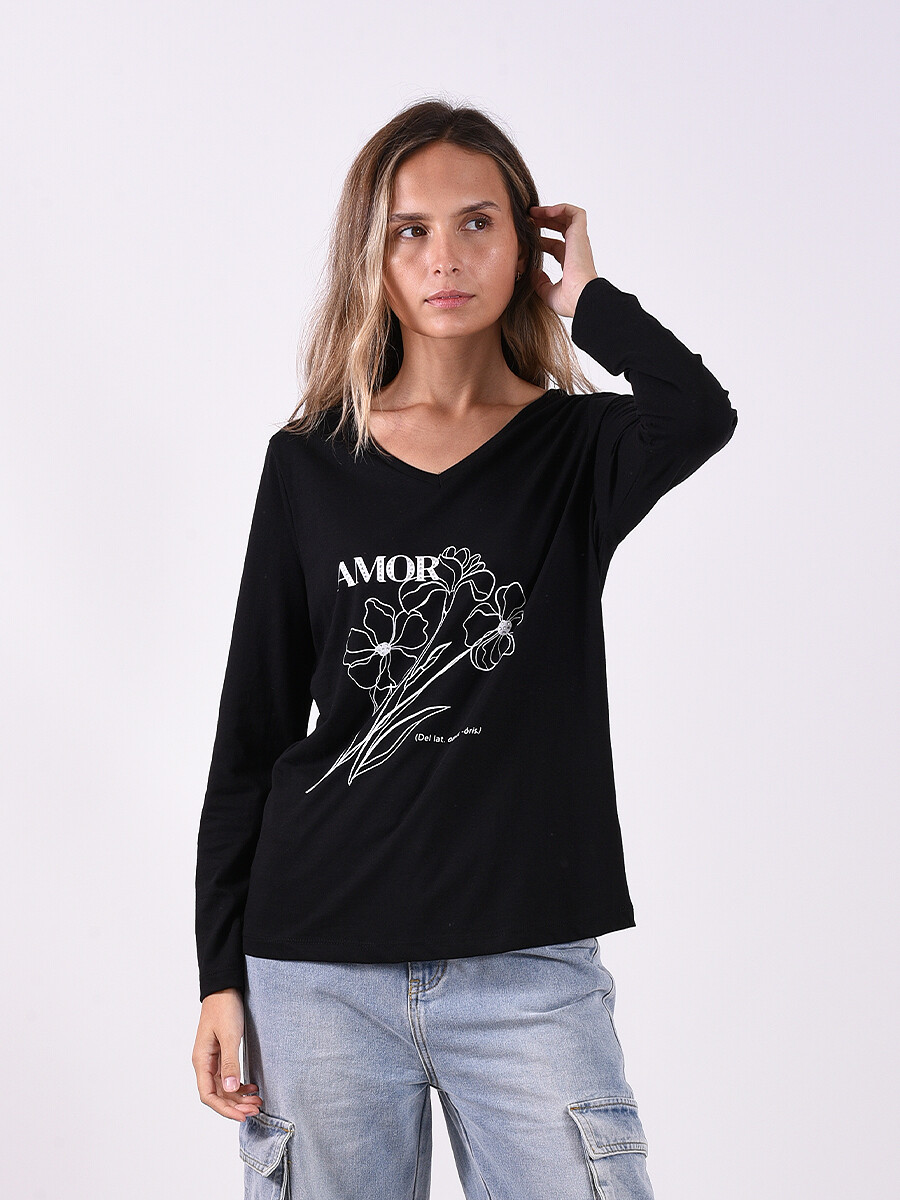 REMERA AMOR - NEGRO 