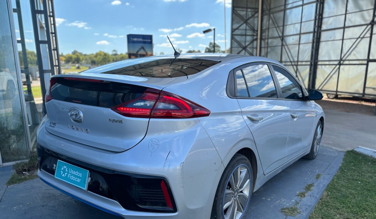 Hyundai Ioniq Safe (extra) - 2018 Hyundai Ioniq Safe (extra) - 2018