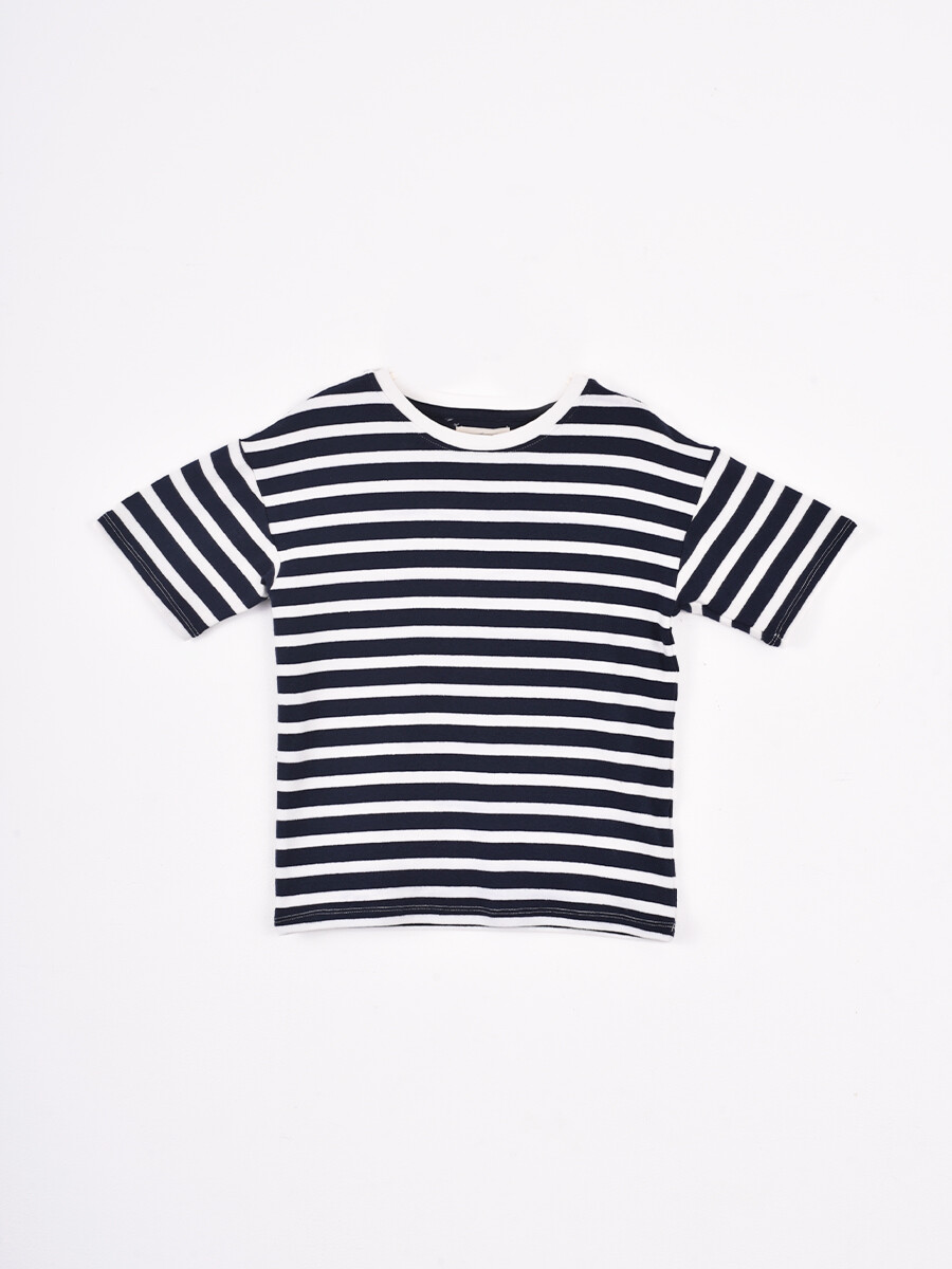 REMERA MILO - VARIANTE 1 