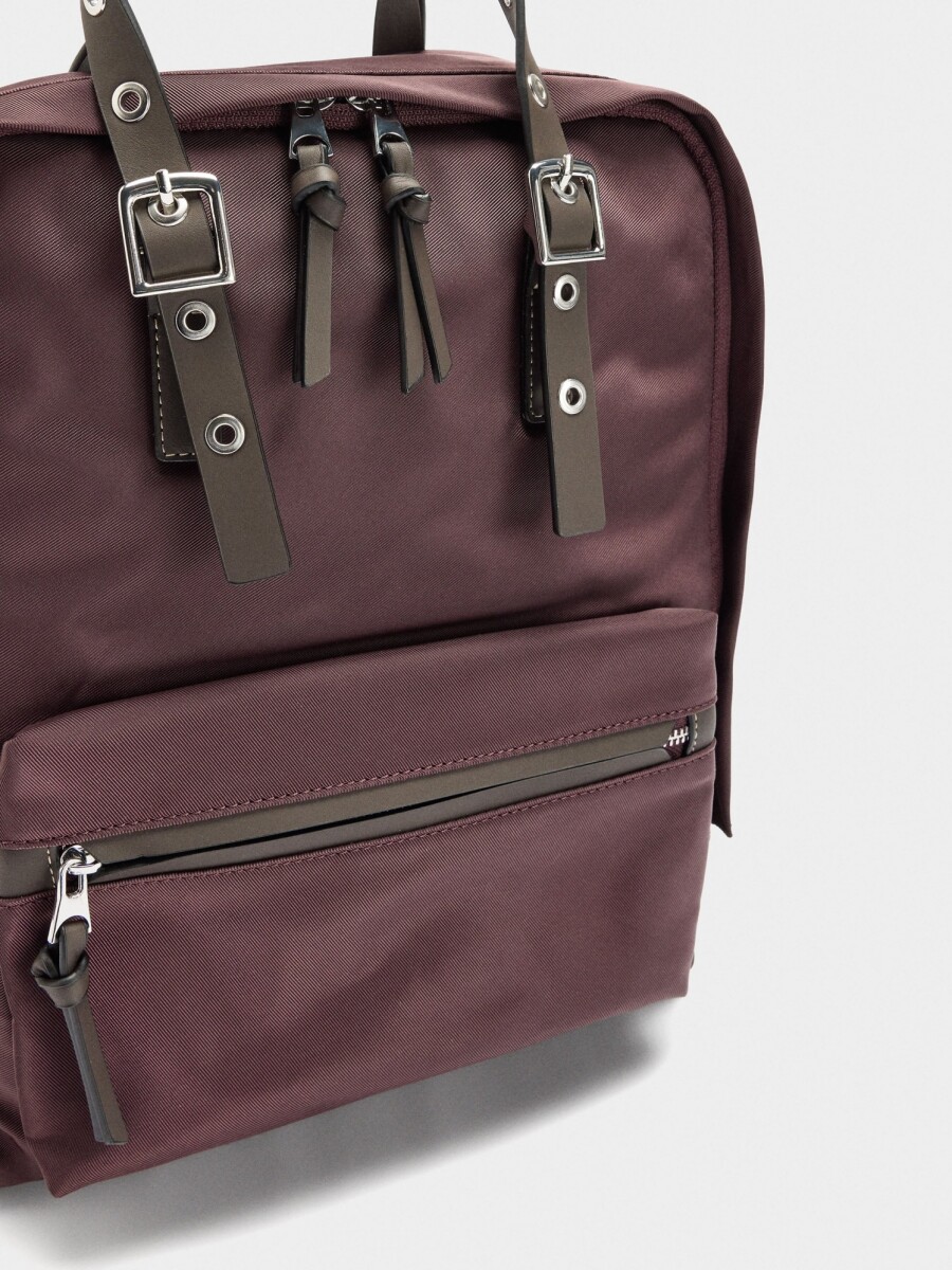Mochila Para Portátil Hasta 14" De Nylon burdeos
