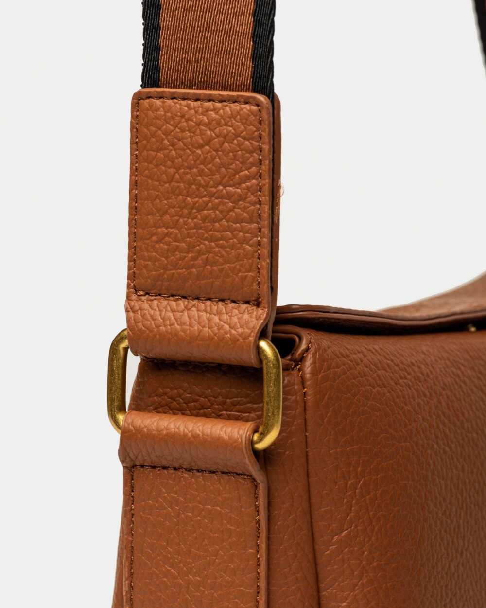 Bandolera Key en efecto cuero graneado Cuoio