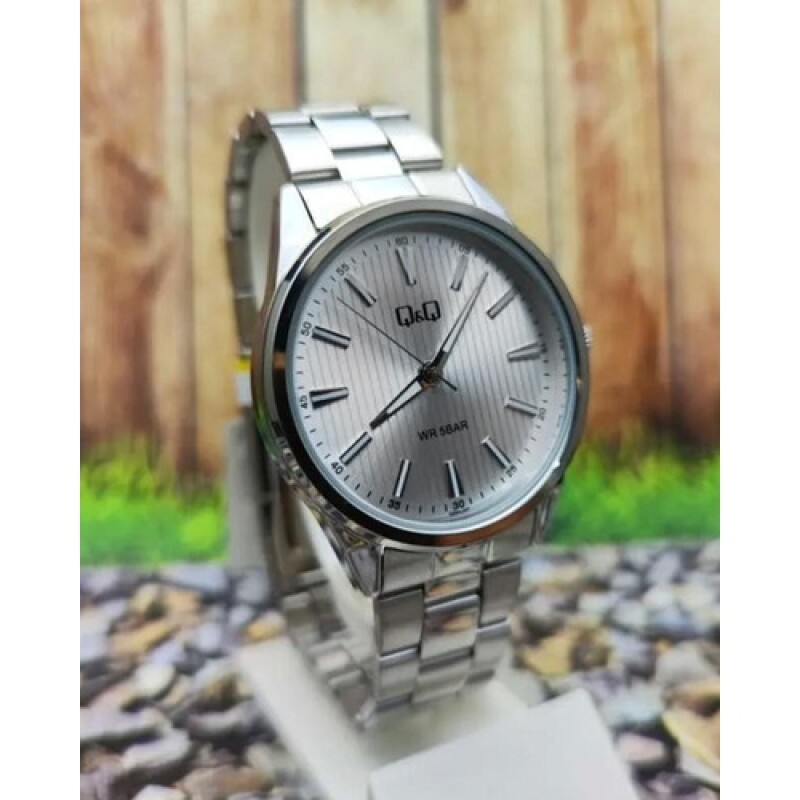Reloj Análogo Q&Q QZ94J Resistente Al Agua Diseño Clásico Para Uso Diario Blanco