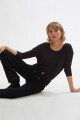 Jean bootcut con bolsillos negro