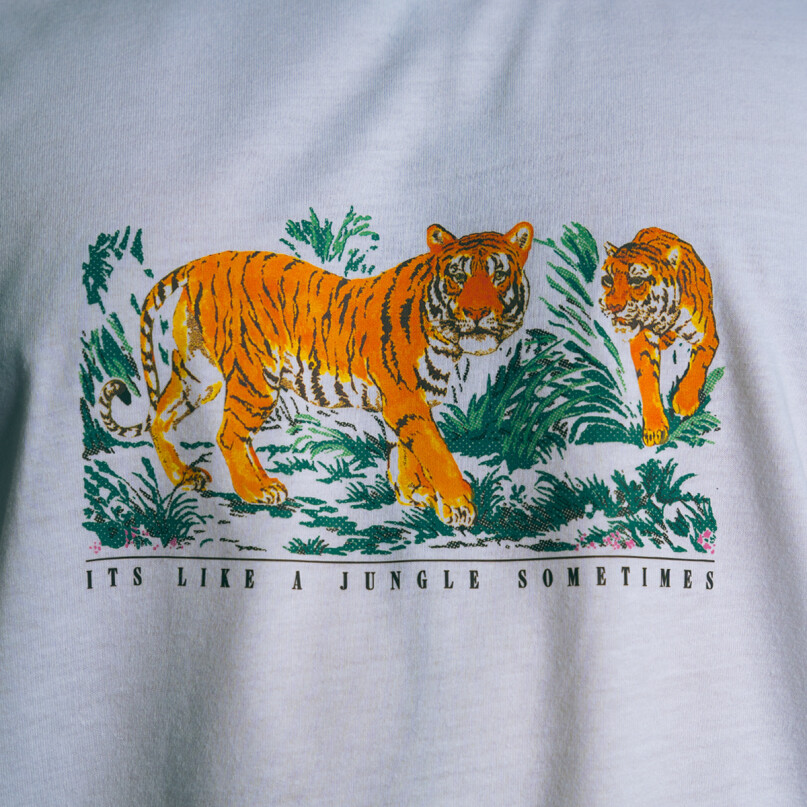 REMERA REGULAR - JUNGLE REMERA REGULAR - JUNGLE