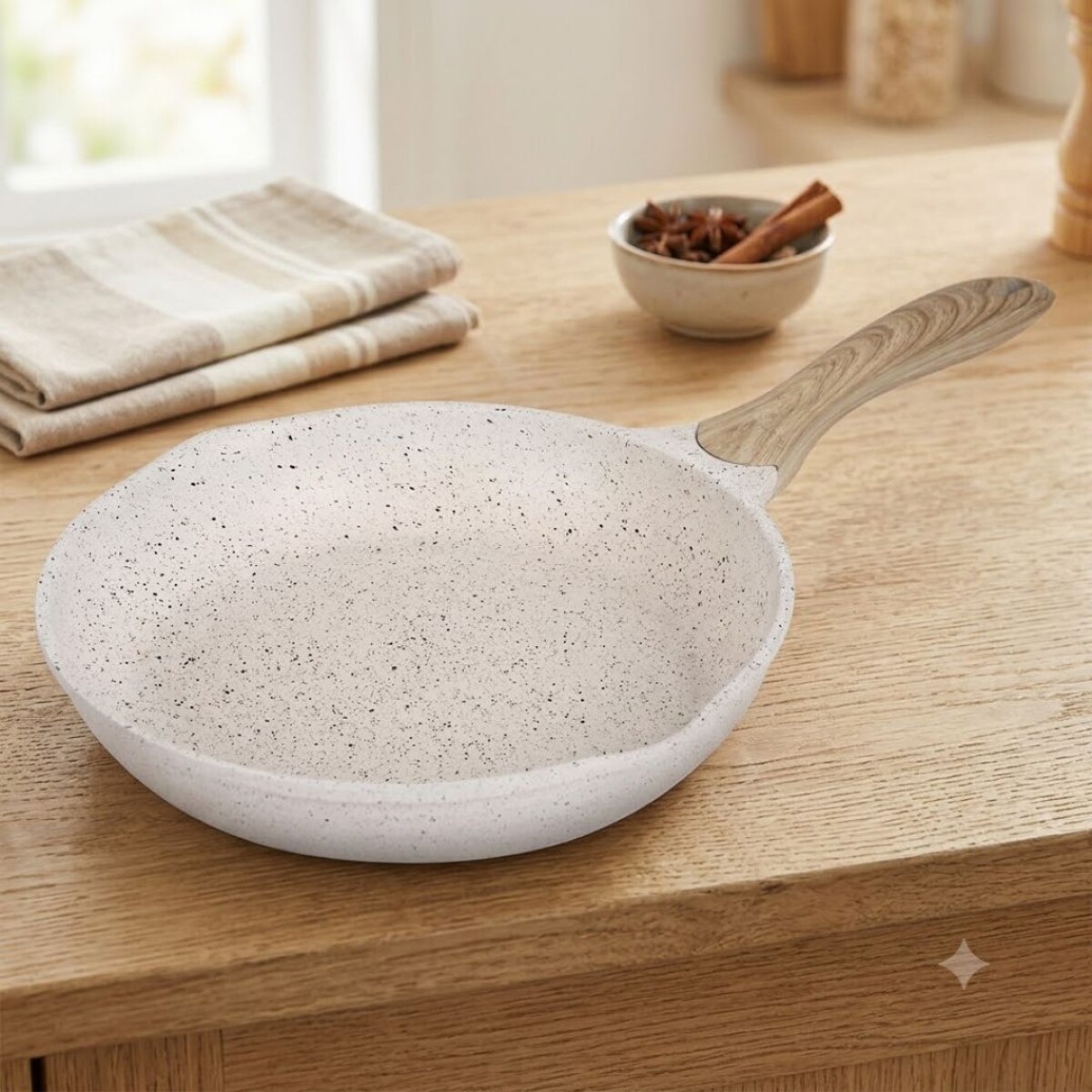 Sarten Antiadherente Cuori Cuccina 28cm - BEIGE 