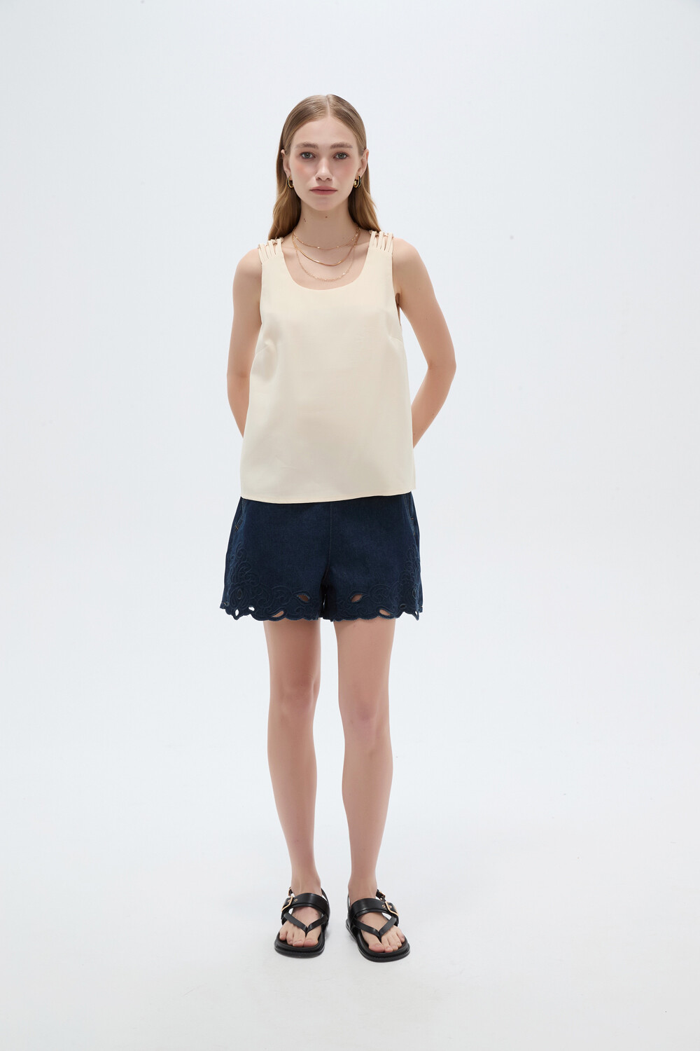 Musculosa Henu Crudo / Natural