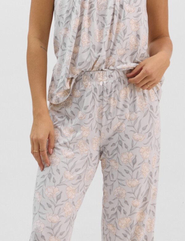 Pijama Con Capri MULTI/GRIS