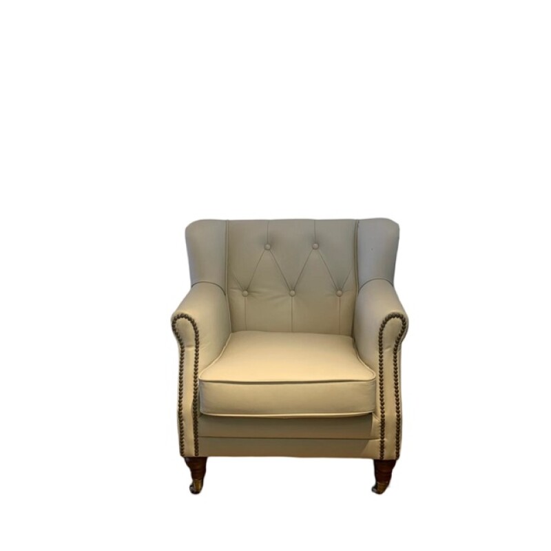 POLTRONA MOA CLASICA C/TACHAS PERLA MATE POLTRONA MOA CLASICA C/TACHAS PERLA MATE