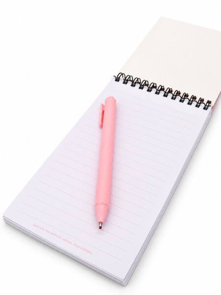 LIBRETA CON LAPICERA 80 HOJAS ROSADO