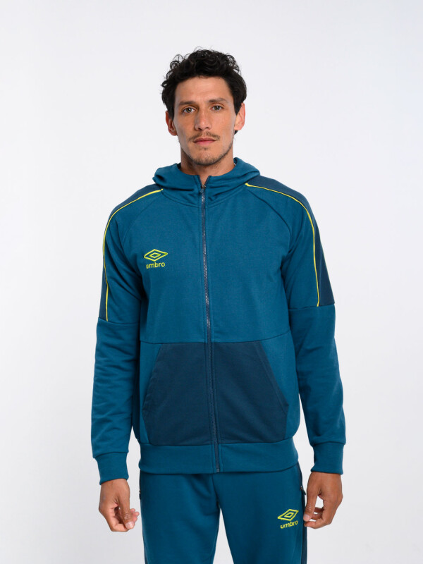 Campera Patch Umbro Hombre 0ol