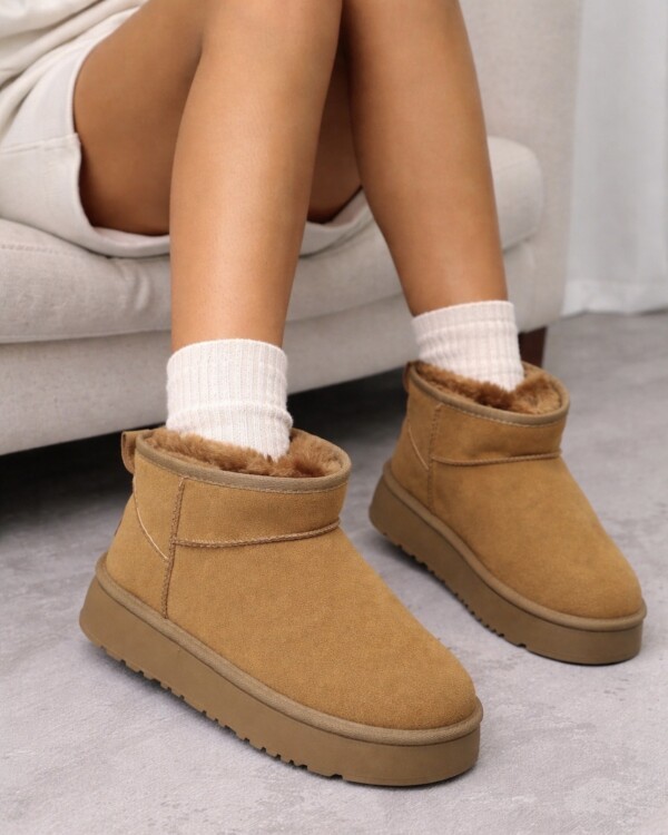 Pantubota Mila camel