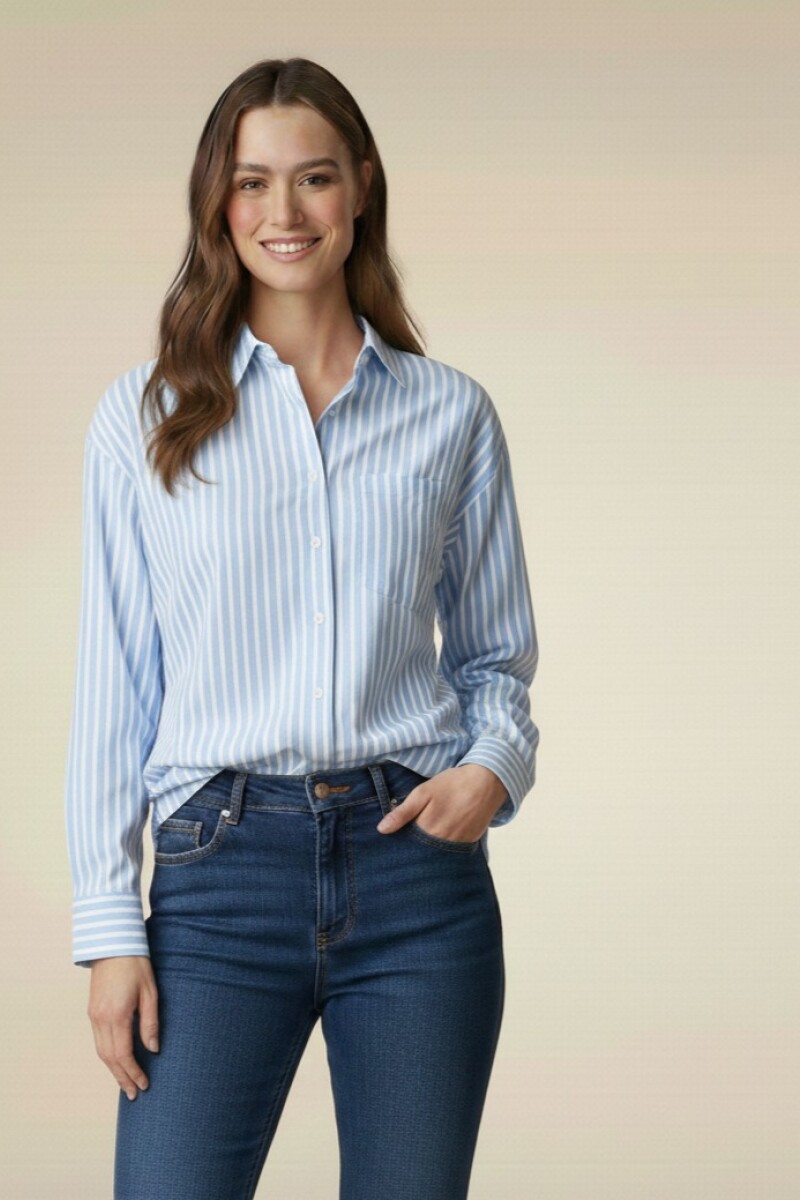 Camisa Casual. Celeste