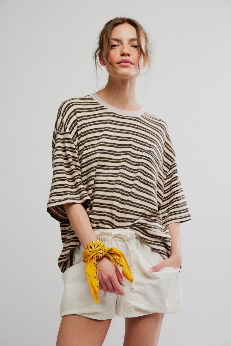 REMERA ALL LOVE POCKET 