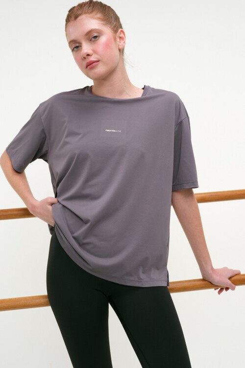 Remera Granate Gris