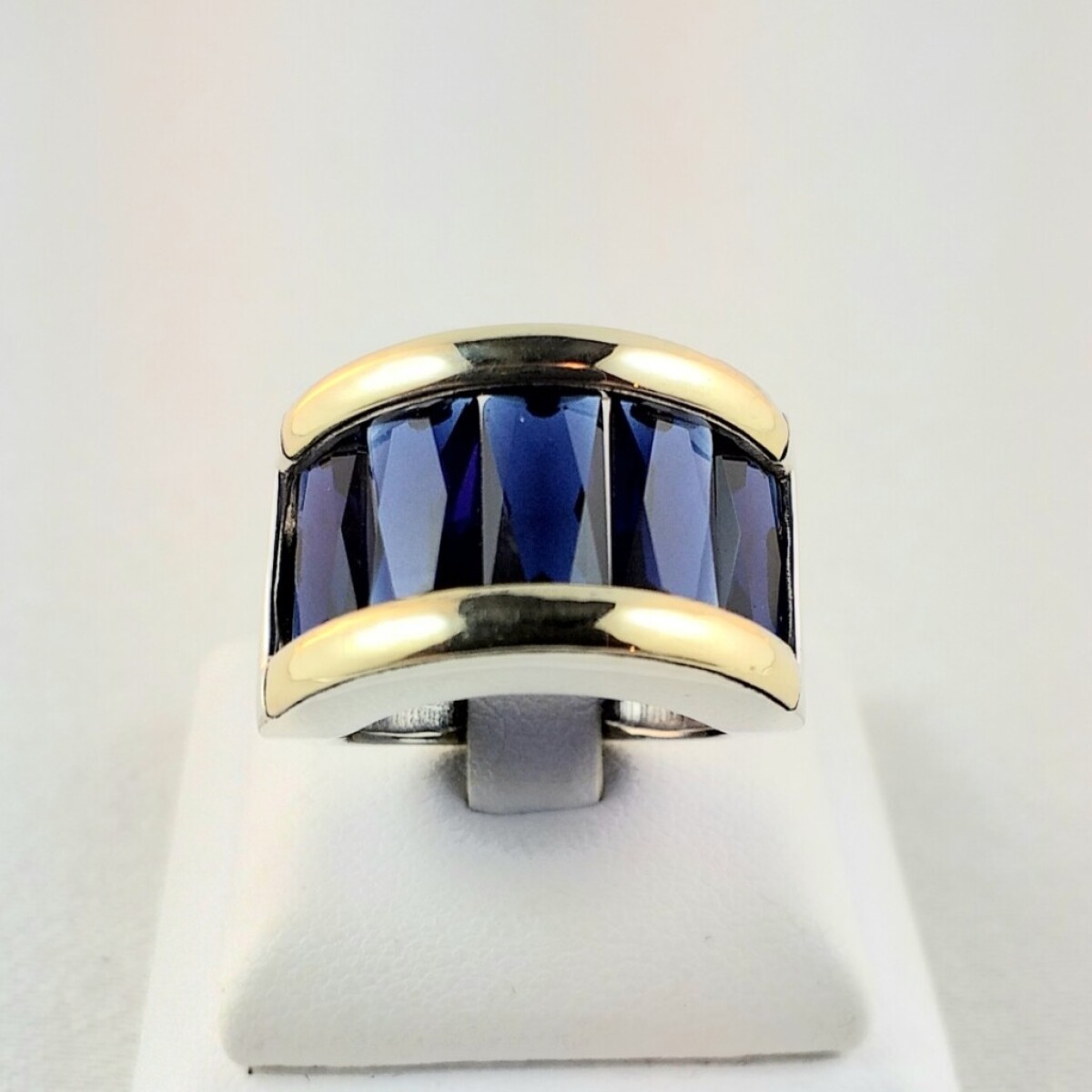 Anillo de Plata 925 y Doublé en Oro 18 kt con Circonia Azul - Diámetro interno 17 mm y 18 mm 