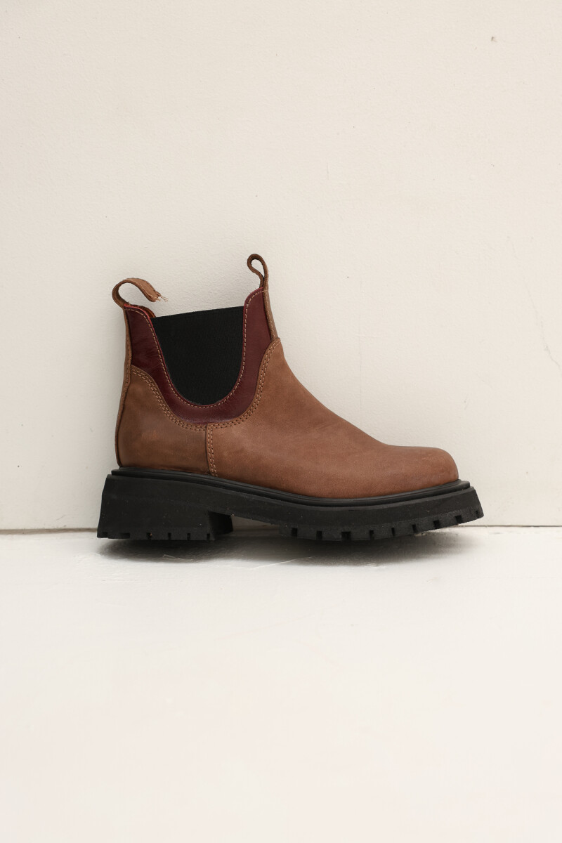 Bota Bosquera Marron/Bordeaux
