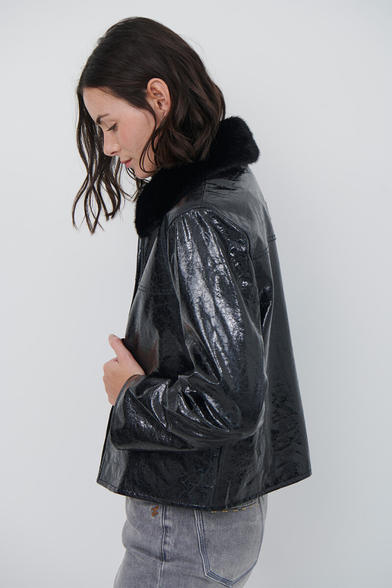 CHAQUETA GLOSSY NEGRO