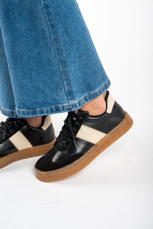 Zapatilla Combinada Cuero Negro