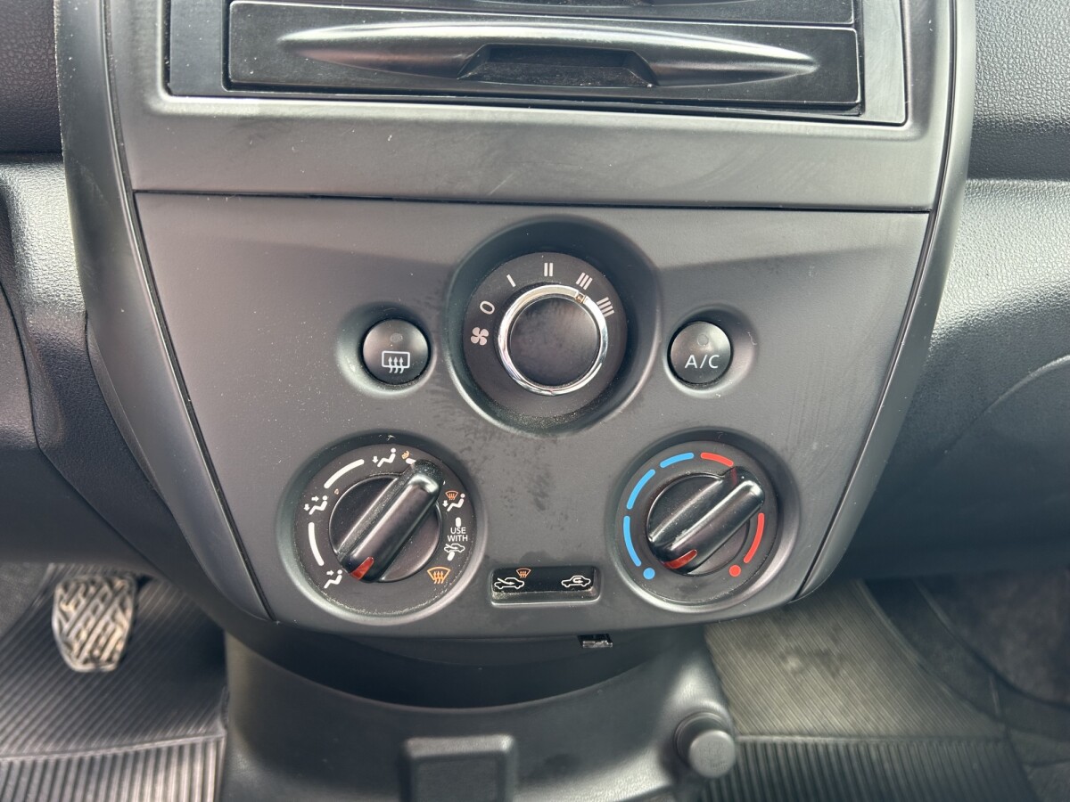 Nissan Versa 2020 EXCELENTE ESTADO! | Permuta / Financia Nissan Versa 2020 EXCELENTE ESTADO! | Permuta / Financia