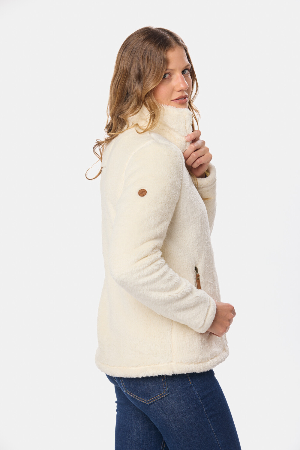 CAMPERA TEJIDA DE SHERPA Beige