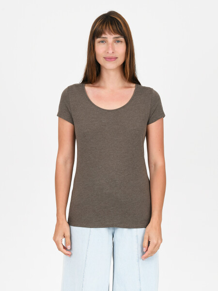 REMERA LUA U GRIS OSCURO
